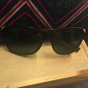 Authentic Tory Burch sunglasses with gold case